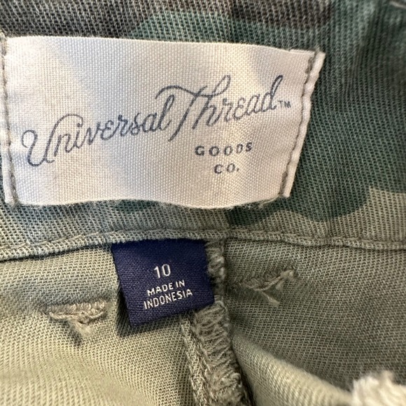 Universal‎ Thread Women's Cargo Pants Camouflage Utility Green Size 10 NWT - Picture 10 of 11